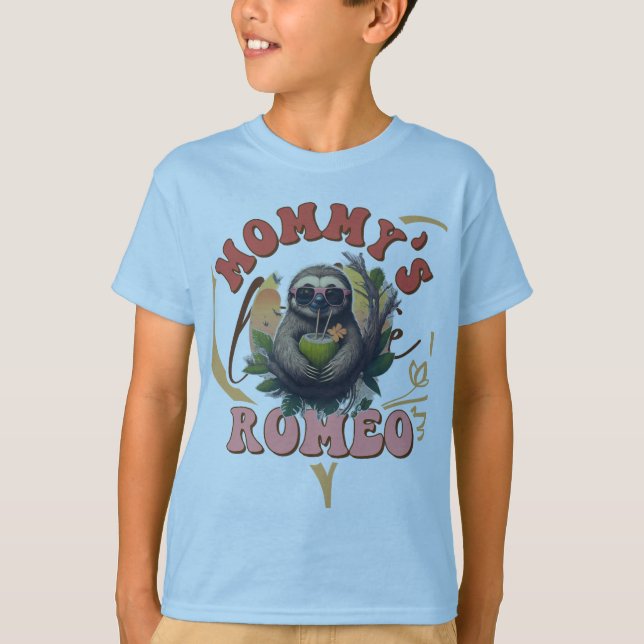 Mommy`s romeo-komischer Aufkleber T-Shirt (Vorderseite)