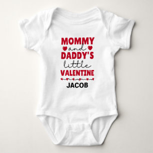 Mommy und Daddy's Little Valentine First Valentine Baby Strampler