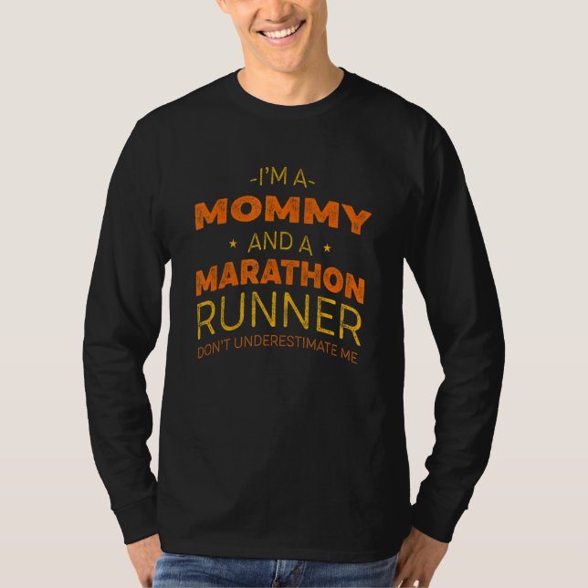 Mommy und Marathon Runner Running Spaß Sprinting T-Shirt (Vorderseite)
