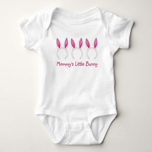 Mommy's Little Bunny Oaster Pink Rabbit Ohren Baby Strampler (Vorderseite)