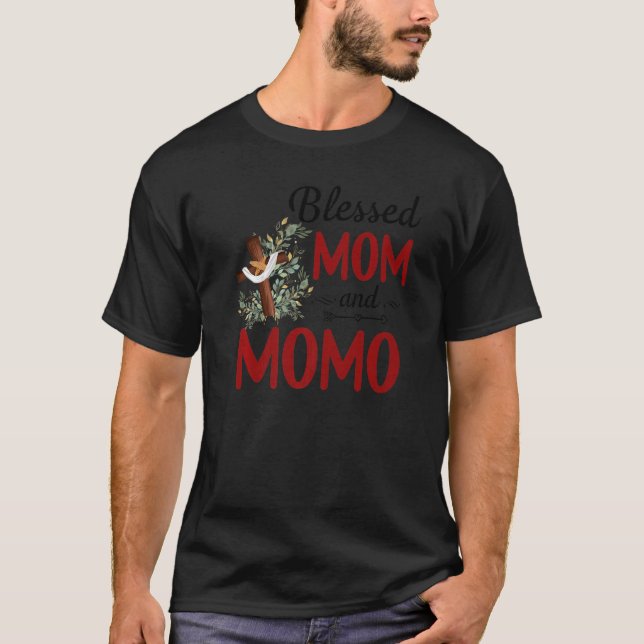 Momo gesegnet für Frauen Blume Dekoration Momo T-Shirt (Vorderseite)