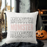 Momster Pink Halloween Niedlich & Spooky Kissen<br><div class="desc">Fügen Sie mit unserem "Momster" rosa Halloween-Kissen eine Touch lustiger Zuhause-Dekoration hinzu! Dieses spielerische Kissen ist perfekt für Mütter, die Halloween Liebe haben, und das Wort "Momster" ist fett und spukhaft auf einem weichen rosa Hintergrund dargestellt. Ob Sie nun für ein Halloween-Party dekorieren oder einfach nur gewollt werden, um Ihrem...</div>