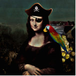 Mona Lisa Pirate Captain Freistehende Fotoskulptur<br><div class="desc">Ahoy, da Matey! Captain Mona Lisa ist bereit zum Set segeln... ... Eine Neubearbeitung der Kunst von Leonardo da Vinci. (Mona Lisa) — Im *Spoofing The Arts* Store finden Sie Reedits (meist Parodie) berühmter Kunstwerke. Wenn Sie mehr sehen möchten, klicken Sie bitte auf - SPOFINGTHEARTS - in den Tags unten....</div>