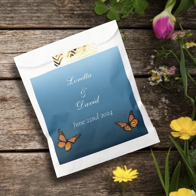 Monarch Butterflies Blue Ombre Geschenktütchen (Von Creator hochgeladen)