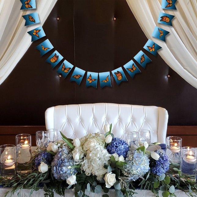 Monarch Butterflies Blue Ombre Wimpelkette (Von Creator hochgeladen)