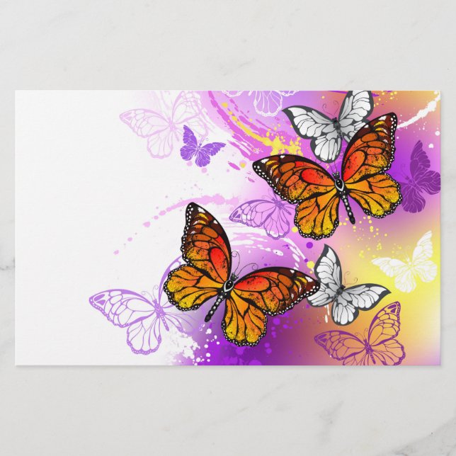 Monarch Butterflies on Purple Background Briefpapier (Vorderseite)