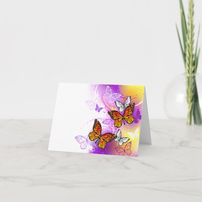 Monarch Butterflies on Purple Background Dankeskarte (Vorderseite)