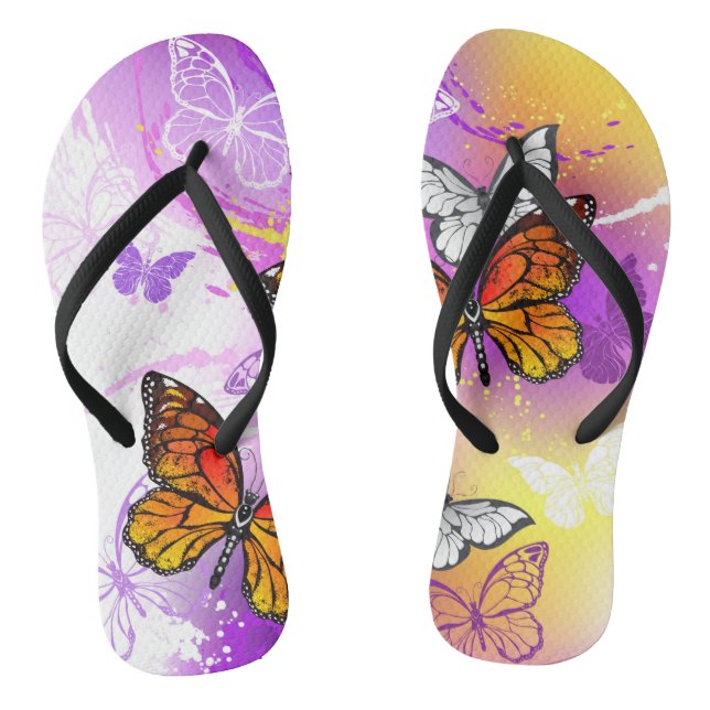 Monarch Butterflies on Purple Background Flip Flops (Fußbett)