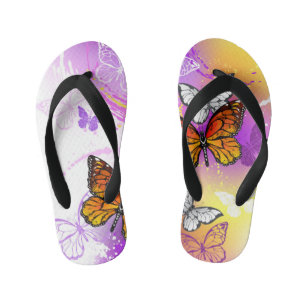 Monarch Butterflies on Purple Background Kinderbadesandalen
