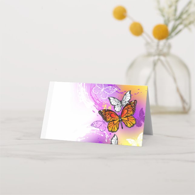 Monarch Butterflies on Purple Background Platzkarte (Vorderseite)