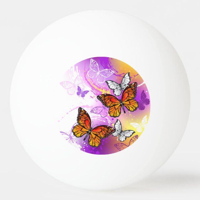 Monarch Butterflies on Purple Background Tischtennisball (Vorderseite)