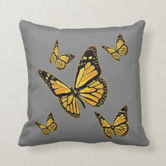 MONARCH BUTTERFLIS PATTERN GRAY ART KISSEN