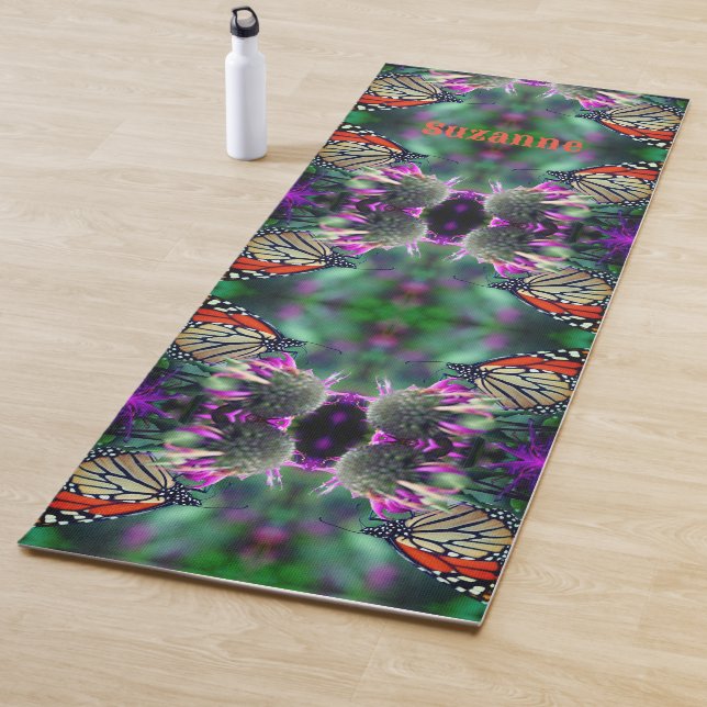 Monarch Butterfly Auf Blume Abstrakt Personalisier Yogamatte (Beispiel)