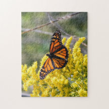 Monarch Butterfly auf dem Goldenrod Puzzle