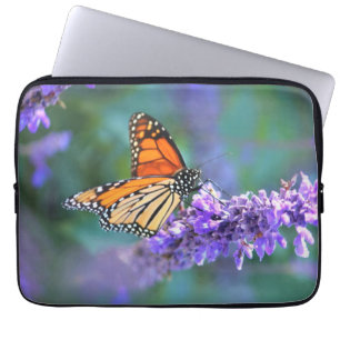Monarch Butterfly auf Lila lila Blume Laptopschutzhülle