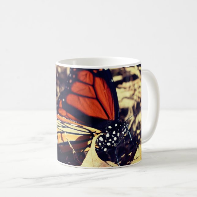 Monarch Butterfly Nature Personalisiert Kaffeetasse (VorderseiteRechts)