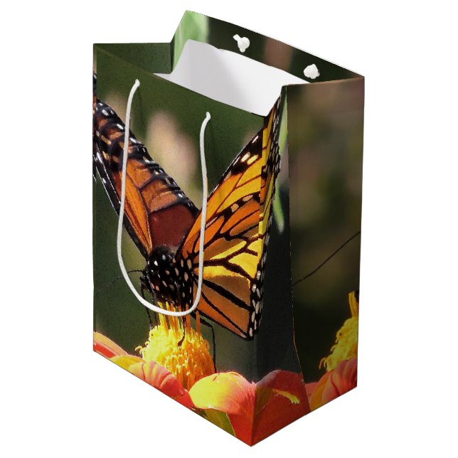 Monarch-Schmetterlings-Tier-Blumen mit Blumen Mittlere Geschenktüte (Vorderseite Schrägansicht)