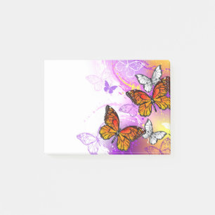 Monarchfalter auf violettem Hintergrund Post-it Klebezettel