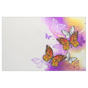 Monarchfalter auf violettem Hintergrund Stoff