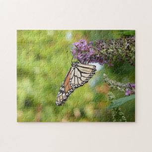 Monarchfalter auf violettem Schmetterlingsflieder Puzzle