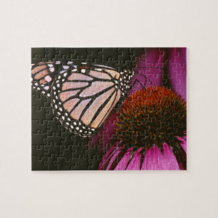 Monarchschmetterling und Lila Blume Puzzle