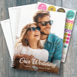 Monatlicher Hochzeitsplaner für persönliches Foto Planer<br><div class="desc">Hochzeitsplaner mit Ihrem Lieblings-Foto auf der Vorderseite - personalisiert mit Ihren Details in schicken Schriften. Der Planer beinhaltet monatliche und wöchentliche Layouts,  12 Monate,  60 Seiten mit laminierten Soft Cover vorne und hinten.</div>
