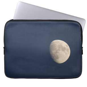 Mond am frühen Abend Laptopschutzhülle