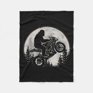 Mond Bigfoot fährt ein Motorrad Fahrrad Lustig Fleecedecke