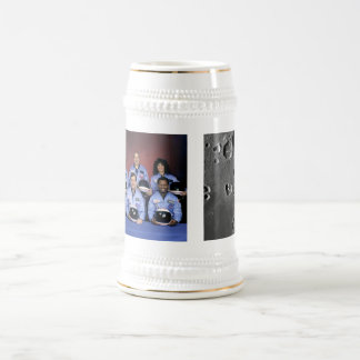 Mond-Krater-Erinnerungskrater genannt für Bierglas