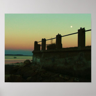 Mond über dem Wasser felsigen Noken Königston ma. Poster