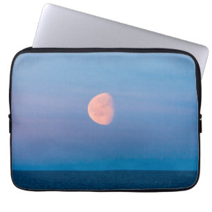 Mond über der Beringsee   Russland Ferner Osten Laptopschutzhülle