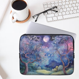 Mondbeschienene Zaubernachtlandschaft des verzaube Laptopschutzhülle