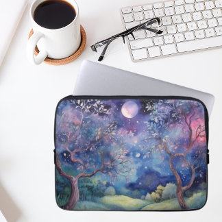 Mondbeschienene Zaubernachtlandschaft des verzaube Laptopschutzhülle