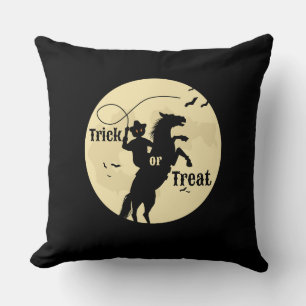 Mondlicht-Reiter-Trick oder schwarz behandeln Kissen