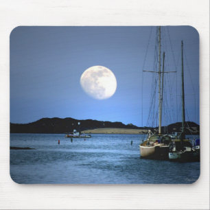 Mondlichthafen und Sailboat Mousepad