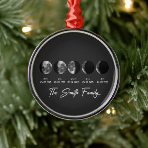 Mondphase Die Familie Smith – Benutzerdefinierte N Ornament Aus Metall