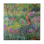 Monet Iris Garden - Giverny Tile Fliese<br><div class="desc">Monet Iris Garden in Giverny Kachel. Ölmalerei auf Leinwand 1899. Der Iris Garden von Giverny ist eines der farbenprächtigsten und beliebtesten Gemälde der Blume von Monet. Die lebendige Verwendung von Purpur, Rot, Grüntöne und Blues macht dieses Stück zu einem der dynamischsten impressionistischen Stücke aus dieser reichen Zeit in Monets Karriere....</div>