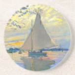 Monet Sailboat in Le Petit-Gennevilliers Getränkeuntersetzer<br><div class="desc">Sandstone Untersetzer mit Claude Monets Ölgemälde Sailboat in Le Petit-Gennevilliers (1874). Ein ruhiges Segelboot segelt in Paris,  Frankreich. Ideal für Liebhaber des Impressionismus und französischer Kunstsammler!</div>