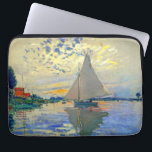 Monet Sailboat in Le Petit-Gennevilliers Laptopschutzhülle<br><div class="desc">Laptop Sleeve mit Claude Monets Ölgemälde Sailboat in Le Petit-Gennevilliers (1874). Ein ruhiges Segelboot segelt in Paris,  Frankreich. Ideal für Liebhaber des Impressionismus und französischer Kunstsammler!</div>