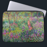 Monet "The Iris Garden at Giverny" Laptopschutzhülle<br><div class="desc">Monet war ein Gründer der französischen Impressionistischen Malerei, von der "Der Iris-Garten bei Giverny" (zwischen 1899 und 1900 gemalt) ein schönes Beispiel ist. Es ist eine Feier von Farbe, Licht und Bewegung. Als Monet das Giverny-Anwesen kaufte, gestaltete er den bereits auf seinem Grundstück bepflanzten Blumengarten neu. Seine Vorliebe für blaue...</div>
