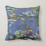 Monet Wasser-Lilien-Kissen Kissen<br><div class="desc">MONET WASSER-LILIEN dieses ist ein Detail von Claude Monets Wasser,  das lilly,  "Le Bassin ZusatzNympheas" malt,  gemalt im Jahre 1919 in seinem Garten bei Giverny,  Frankreich.</div>