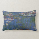 MONET Water Lilies 1916 Accent Throw Pillows Lendenkissen<br><div class="desc">Der französische Impressionist Claude Monet malte diese Water Lilies - 1916, ursprünglich als Öl auf Leinwand Gemälde aus den Inspirationen seines eigenen Hinterhofs im Frankreich des 20. Jahrhunderts. Als er 76 Jahre alt war, als er diesen Seerosenteich malte, entwickelten Monets Katarakte Fortschritte und änderten seine Farbwahrnehmung. Je schlimmer seine Katarakte...</div>