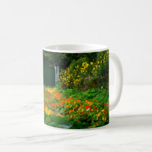 Monet's Garden, Giverny, Frankreich im Herbst Kaffeetasse