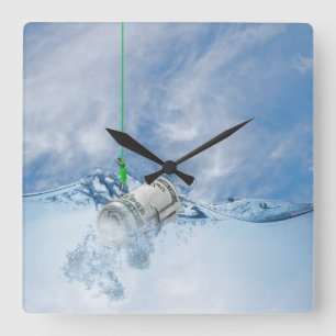 Money on fish hook quadratische wanduhr