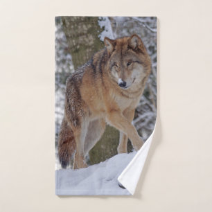 Mongolischer Alphawolf im Schnee Handtuch