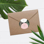 Mongram Arches Tropical Palm Tree Wedding Runder Aufkleber<br><div class="desc">Rosa und weiße Streifen auf dunklem Hintergrund aus Palmenblättern mit Monogramm in grauen und Aquarellmalbildern.</div>
