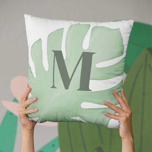 Mongram für moderne tropische Palm-Blätter Kissen (Palm leaves monogram throw pillow.)