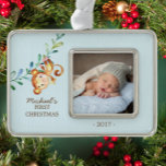 Monkey Boys Baby's First Christmas Foto Ornament Rahmen-Ornament Silber<br><div class="desc">Niedliche Dschungelsafari Affen Baby Boys Erste Weihnachtsschmuck. . Matching Artikel in unserem Shop erhältlich.</div>