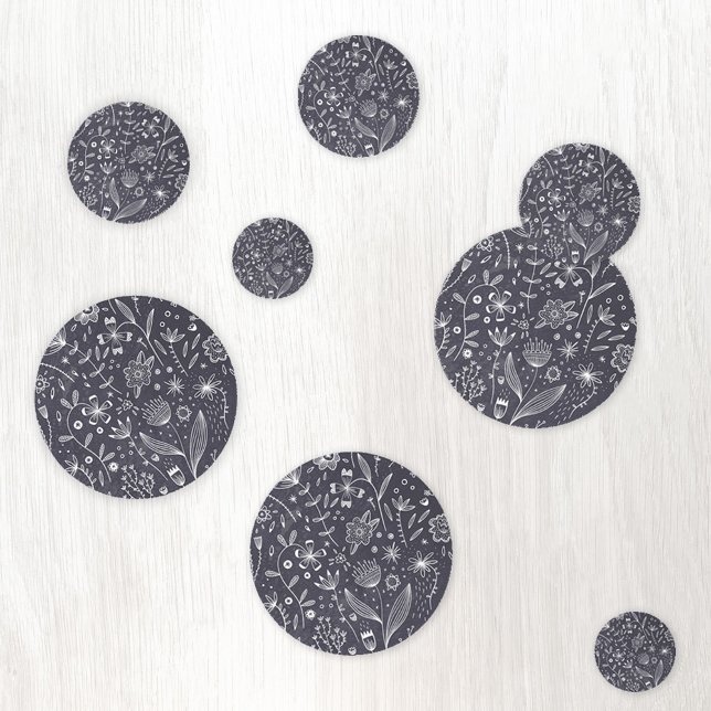 Monochrom-Konfetti der Blumenlinie Konfetti (Floral line art black and white chalkboard confetti)