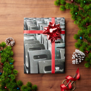 Monochromatische graue Stühle Geschenkpapier